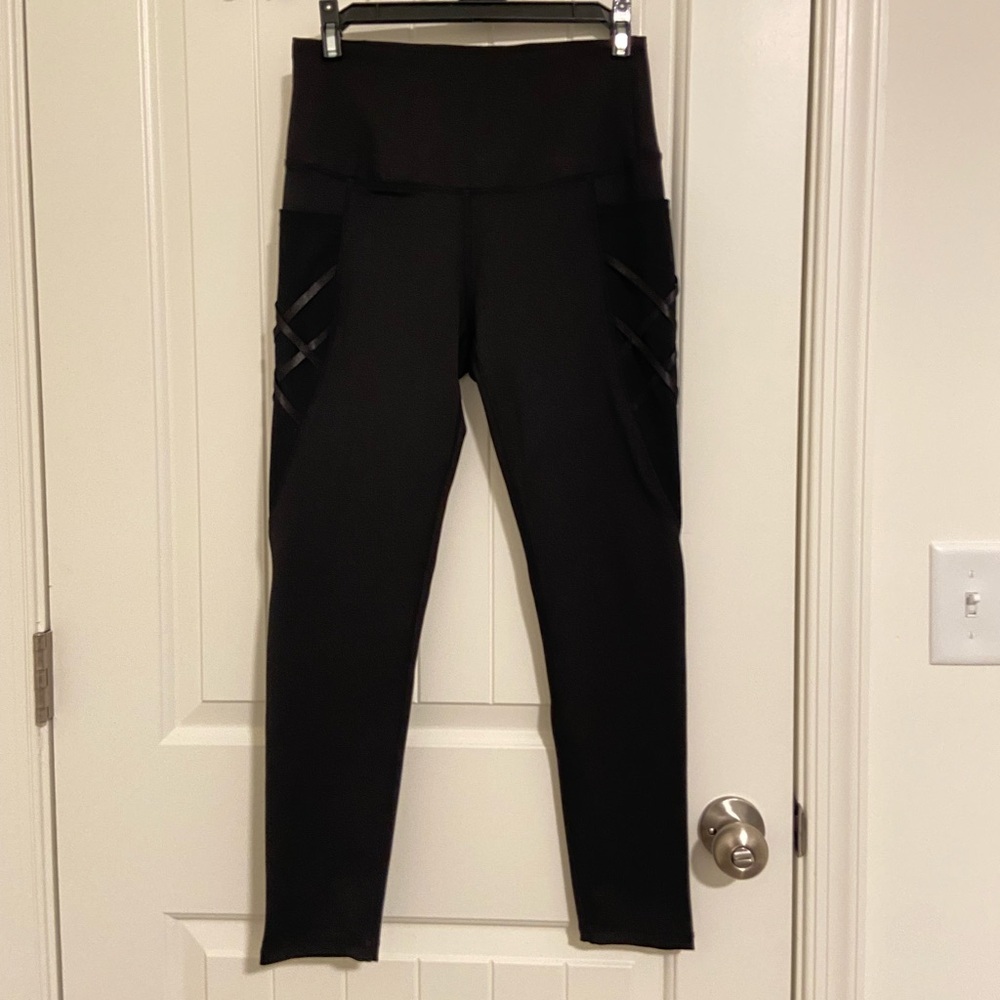 NWOT | Leg End women’s‎ athletic leggings — medium